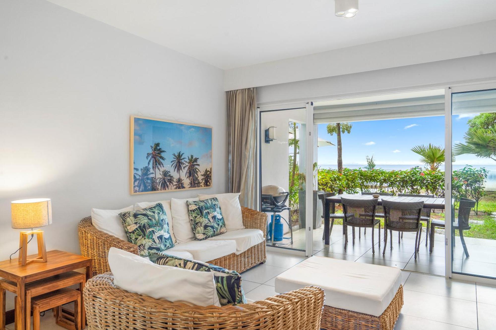 Kanope Bay - Holiday Beachfront Apartments Pointe aux Biches Esterno foto