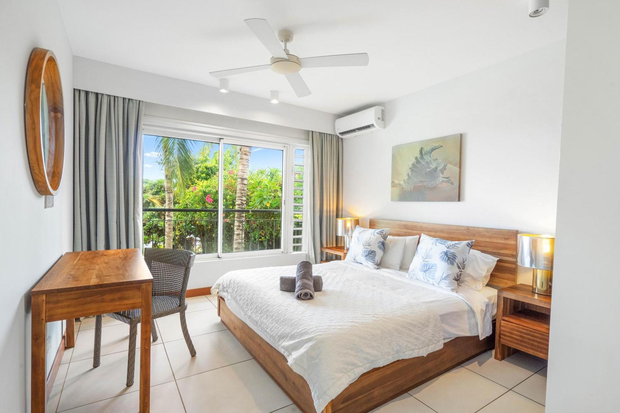 Kanope Bay - Holiday Beachfront Apartments Pointe aux Biches Esterno foto
