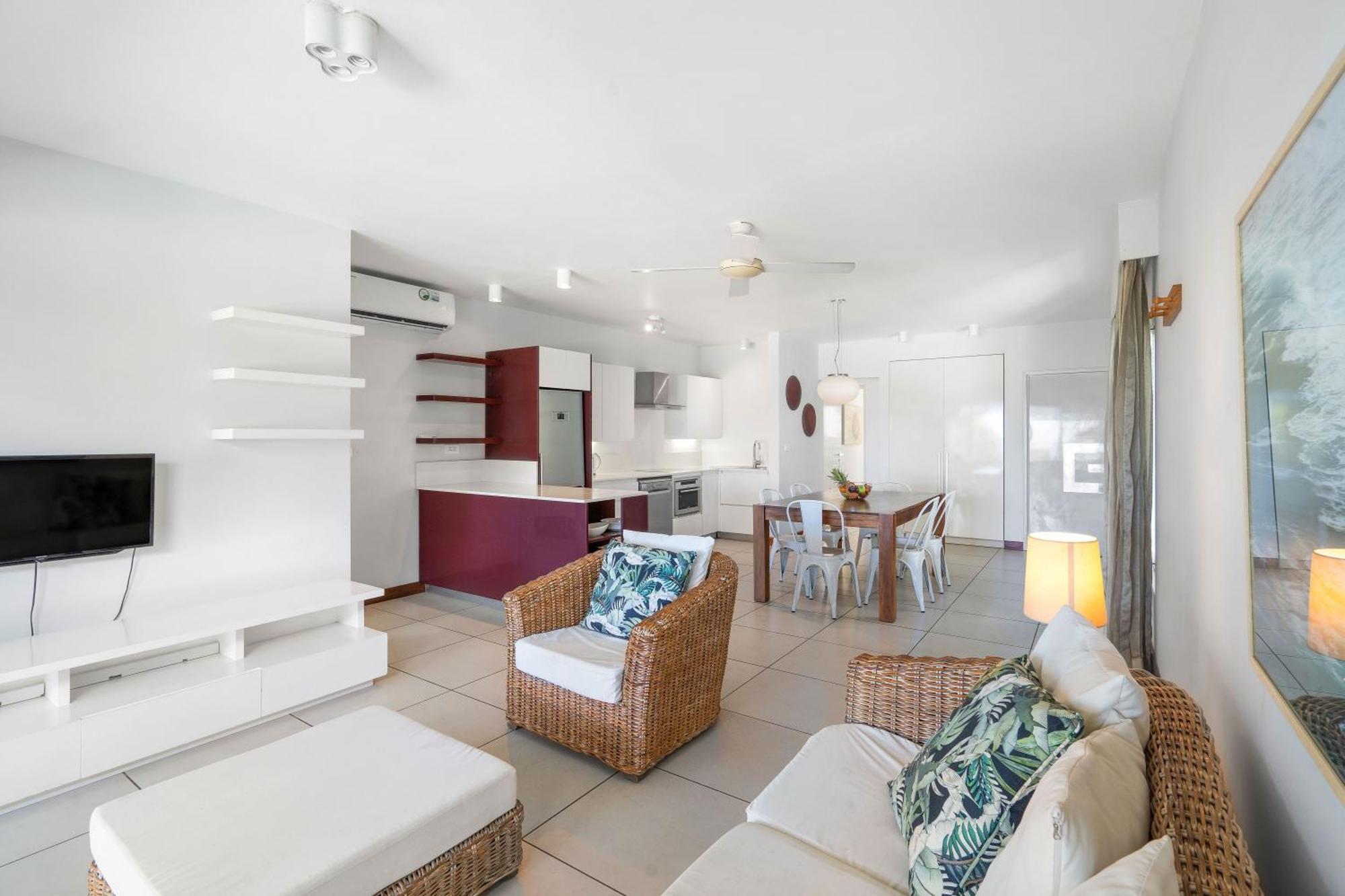 Kanope Bay - Holiday Beachfront Apartments Pointe aux Biches Esterno foto