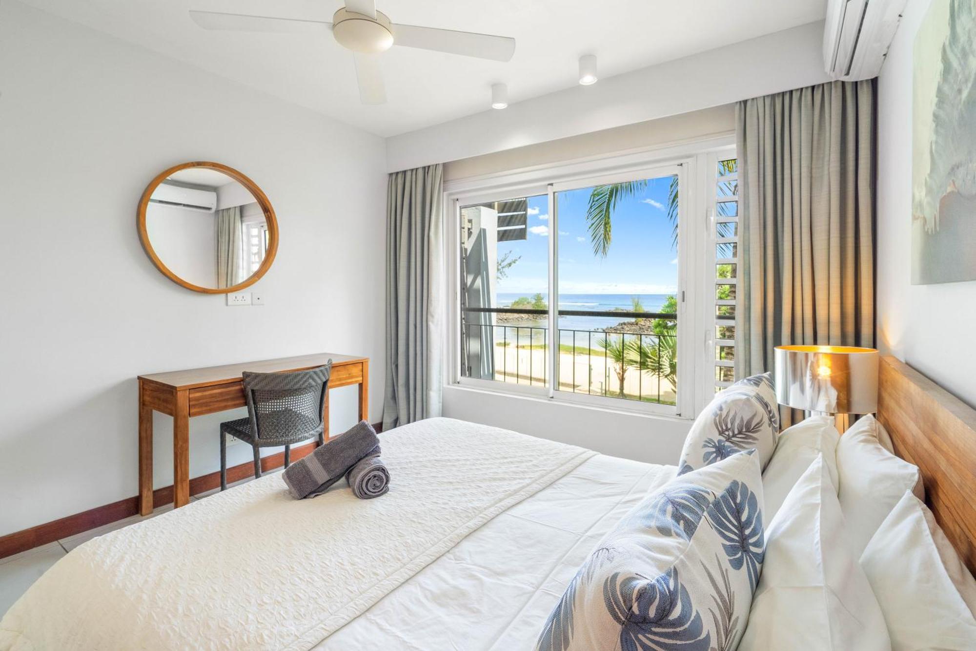 Kanope Bay - Holiday Beachfront Apartments Pointe aux Biches Esterno foto